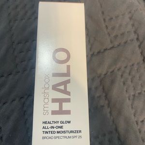 Halo healthy glow all in one tinted moisturizer